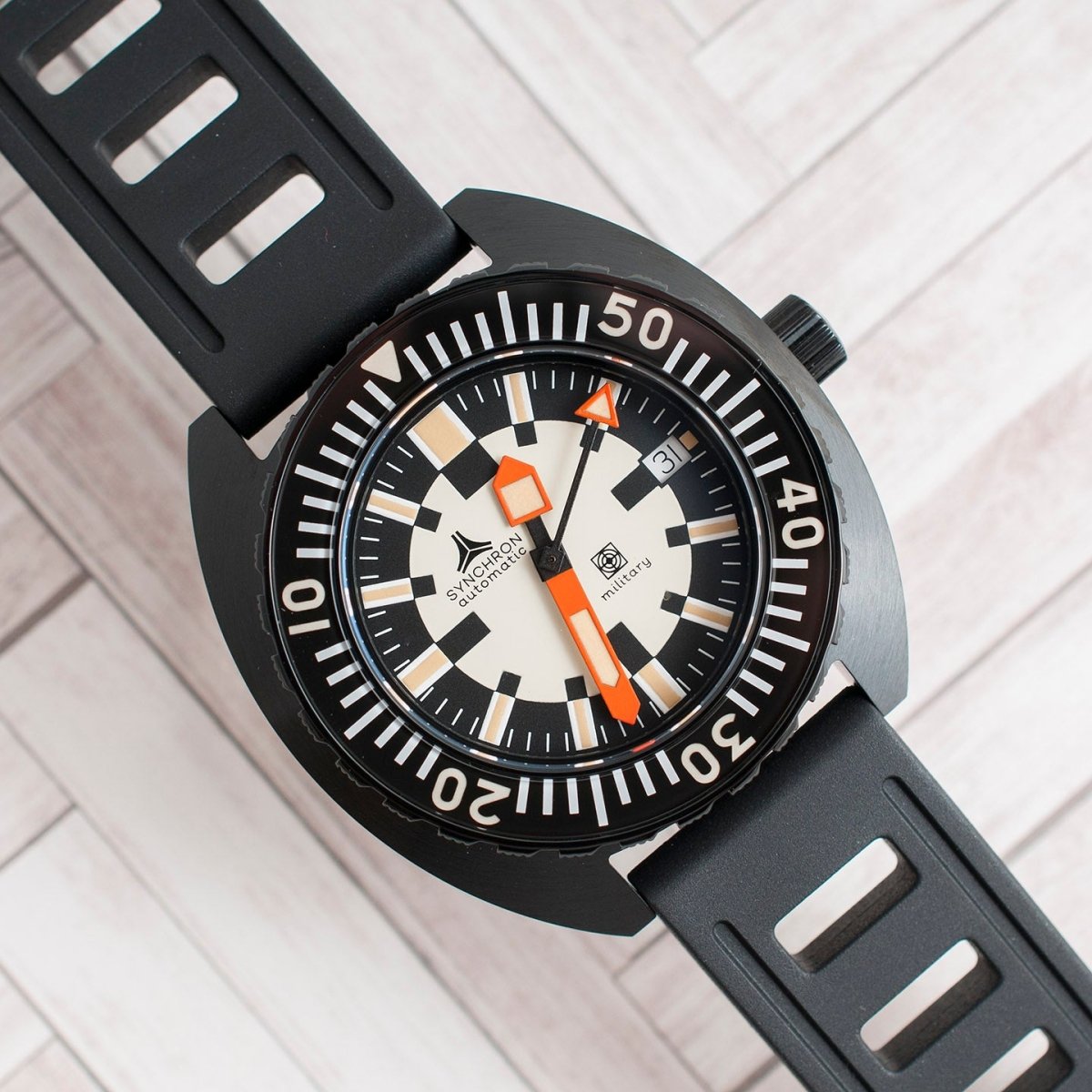 Synchron Military Watch Review, Black Edition - StrapHabit