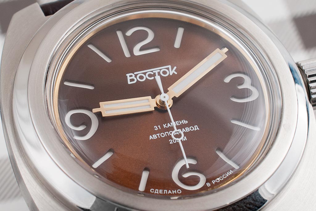 Vostok Amphibian Classic Watch Review - The Elusive Pamphibian - (170963) - StrapHabit