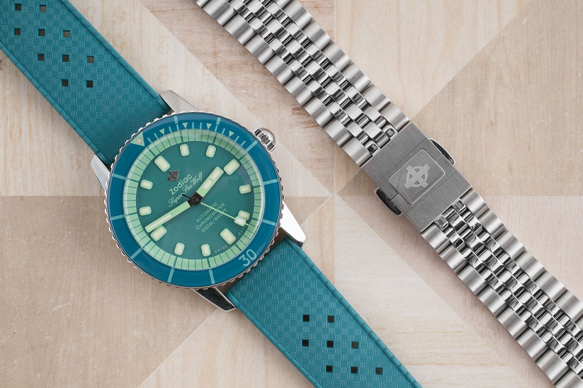 Zodiac Super Sea Wolf Aquamarine Dream Watch Review - Packing a Fantastic Hidden Feature (ZO9283) - StrapHabit