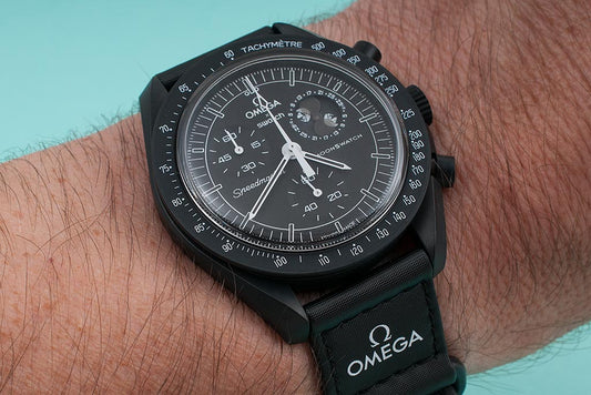 Omega x Swatch Moonswatch Mission To The Moonphase New Moon "Black Snoopy" Watch Review - SO33B700