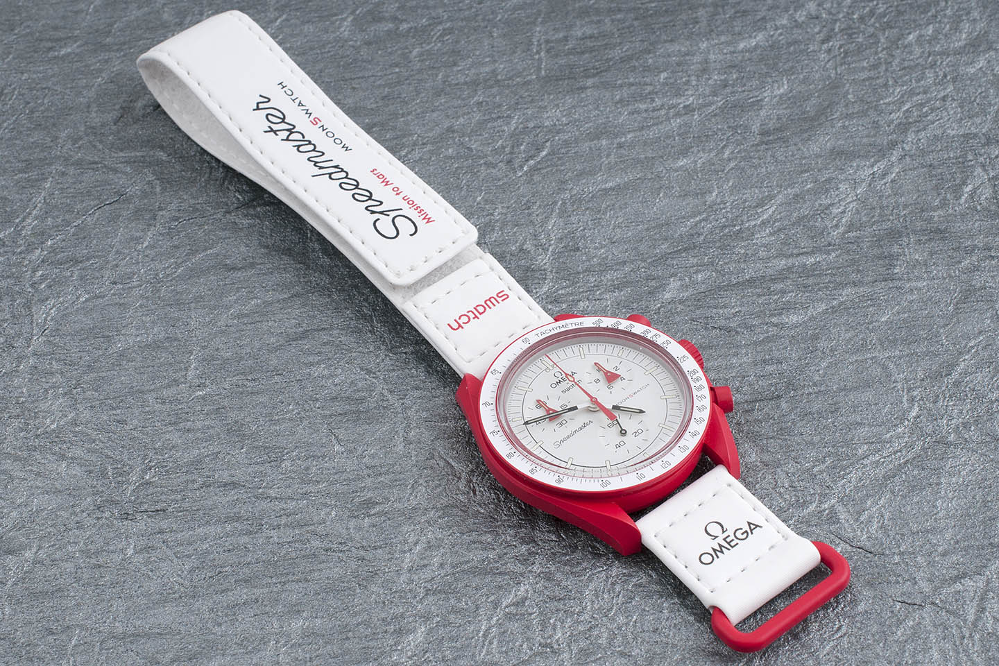 Swatch Omega Moonswatch Mars Watch Review SO33R100 StrapHabit