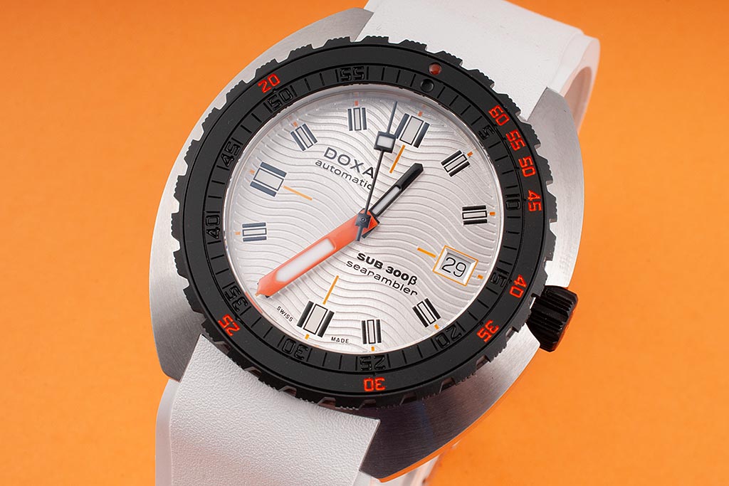 Doxa SUB 300 Beta Searambler Watch Review (830.10.021.23)