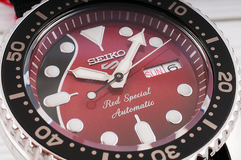 Seiko 5 Sports Brian May Red Special Limited Edition Watch Review - SRPE83