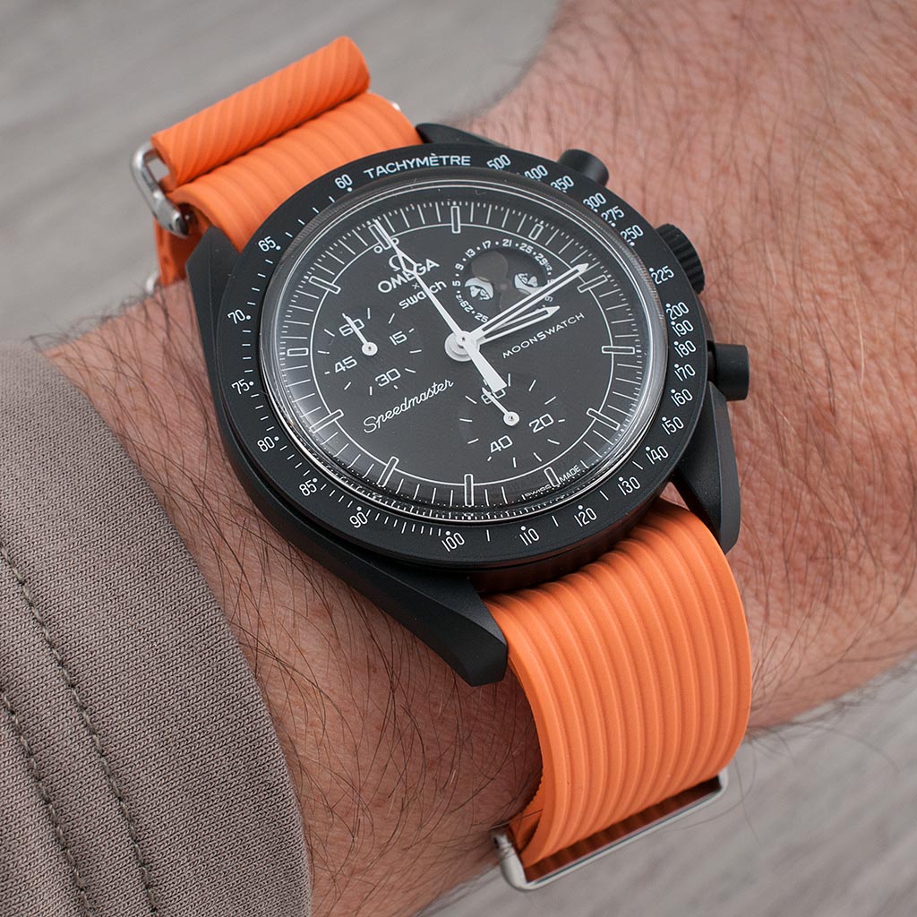 Ribbed Pass-Through FKM Rubber Watch Straps