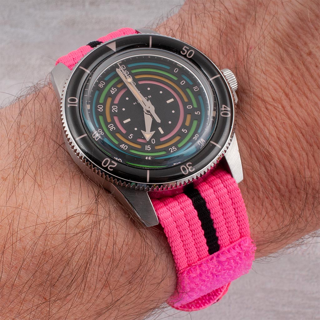 variant_pink/black