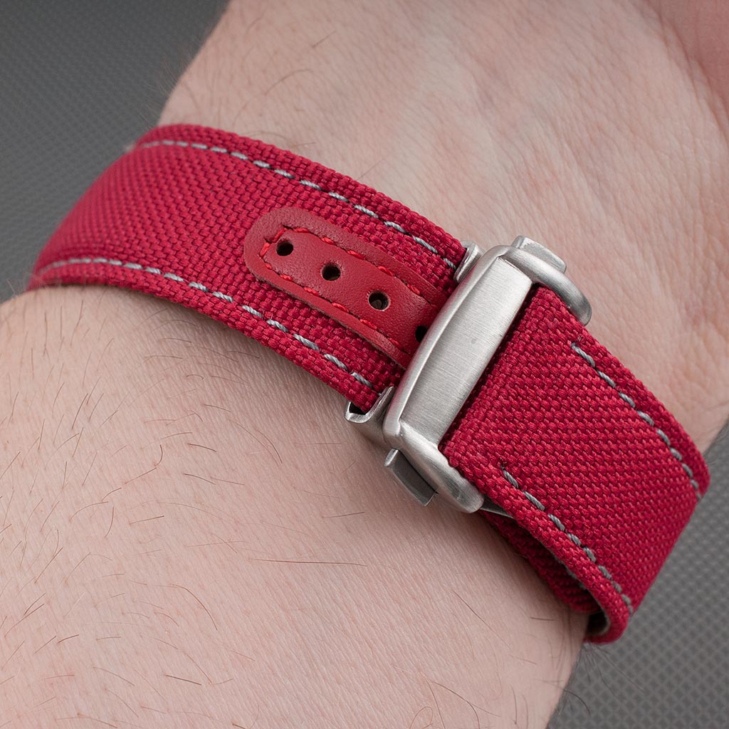 variant_burgundy/gray