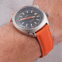 variant_orange/gray