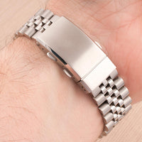 Tool-Less Quick Adjust Bracelet Clasps