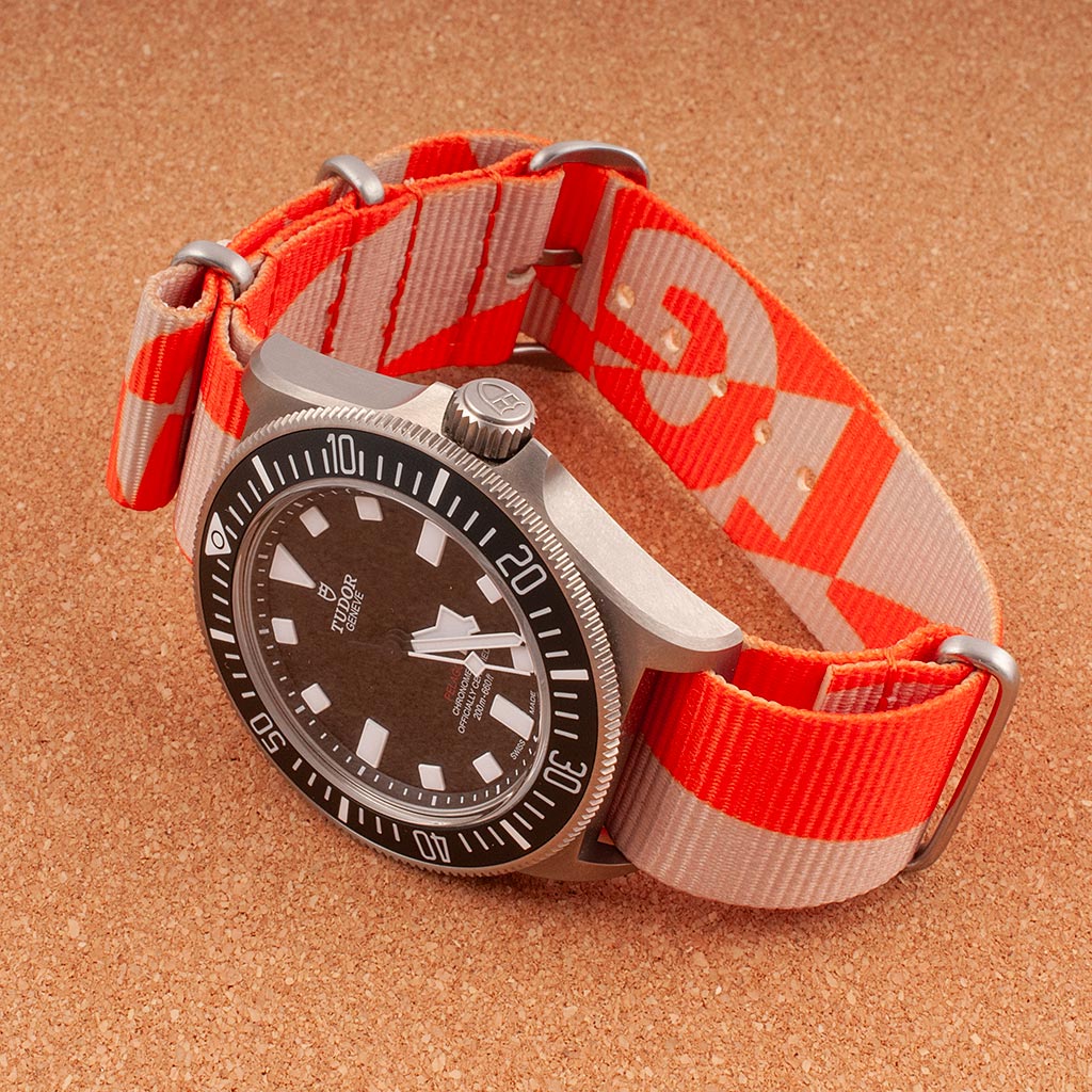 variant_dazzle_camo variant_buckle_silver