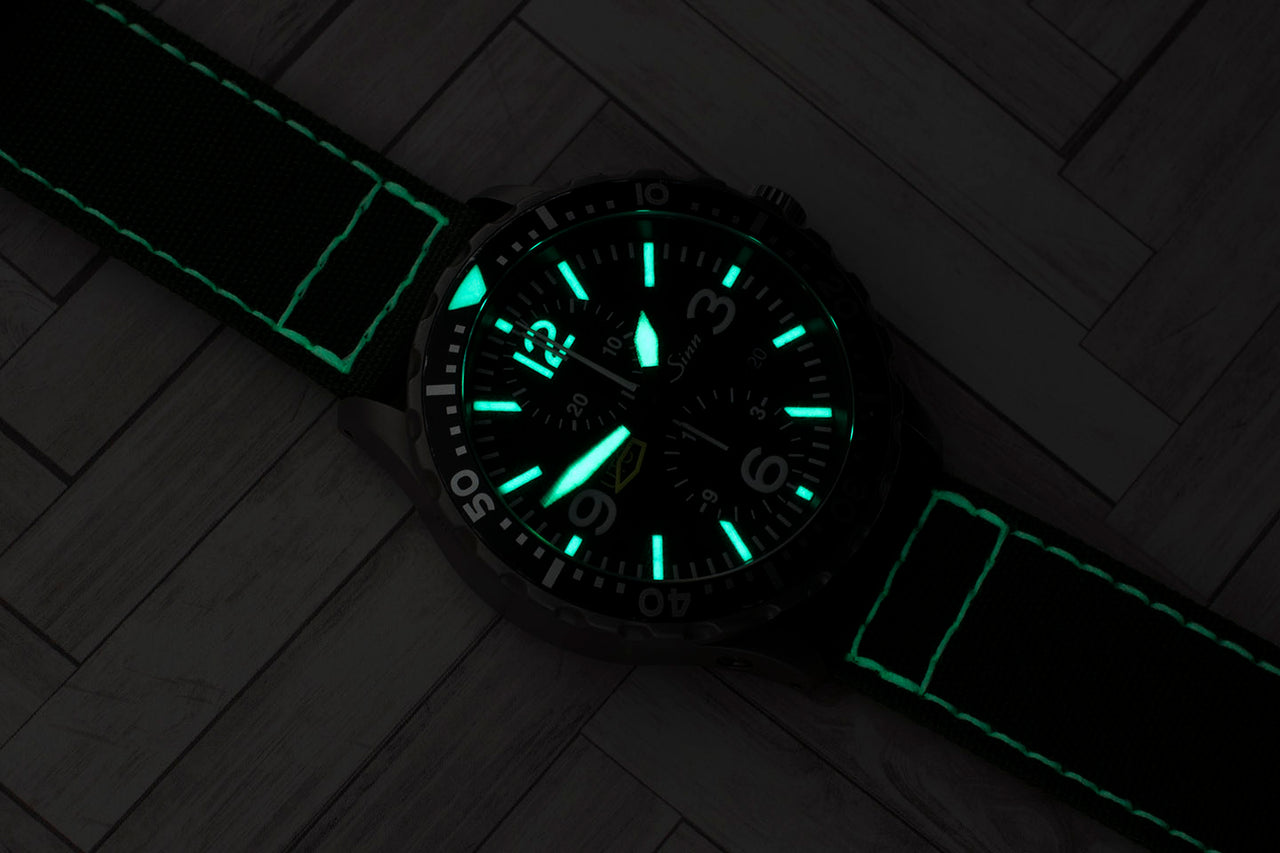 Sinn 757 UTC lume shot