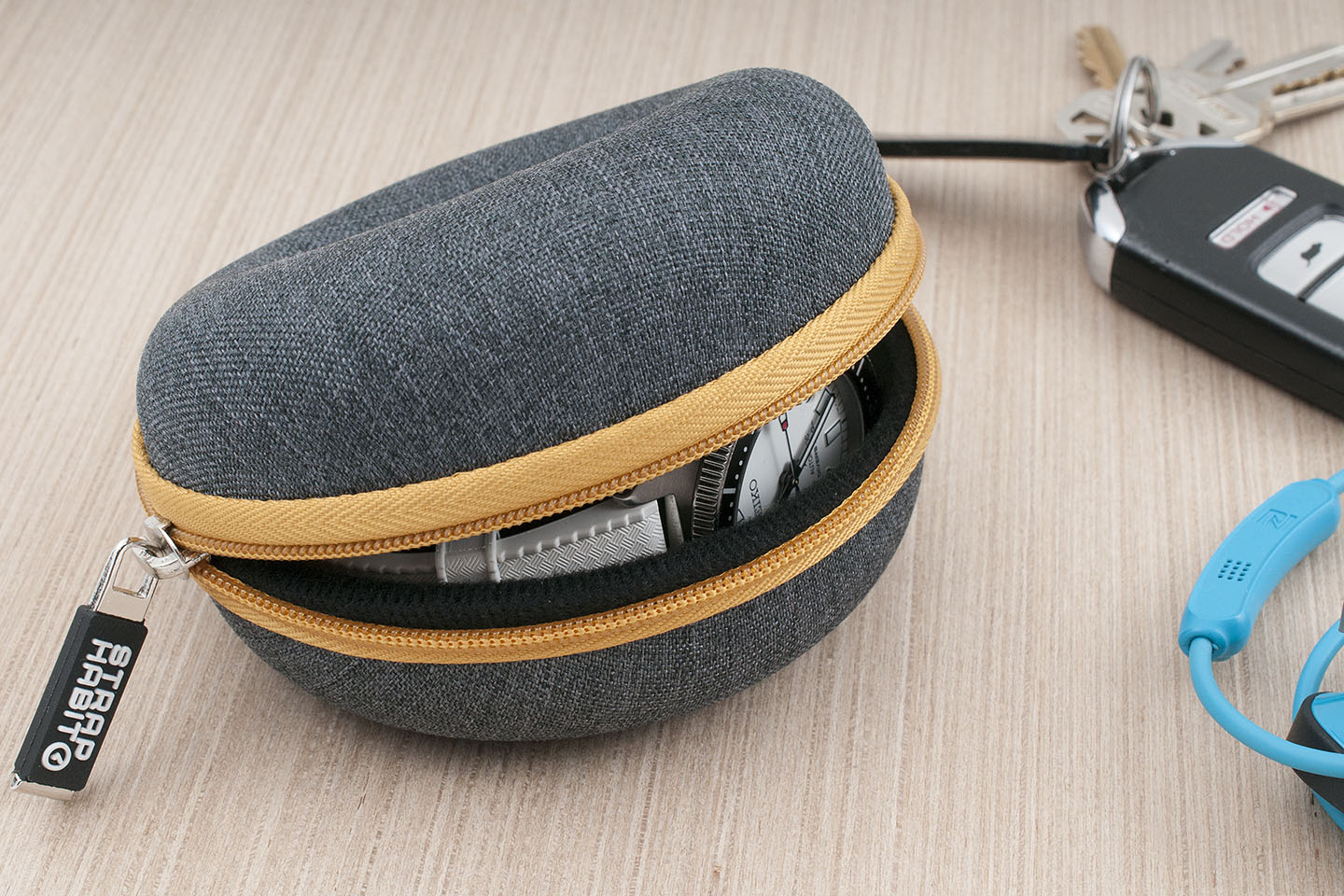 Watch travel case pod zipper gray black yellow gold hard storage protect
